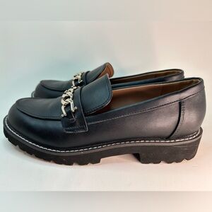 BCB Generation Lug Sole Round Toe Faux Leather Black Loafer Size 8M